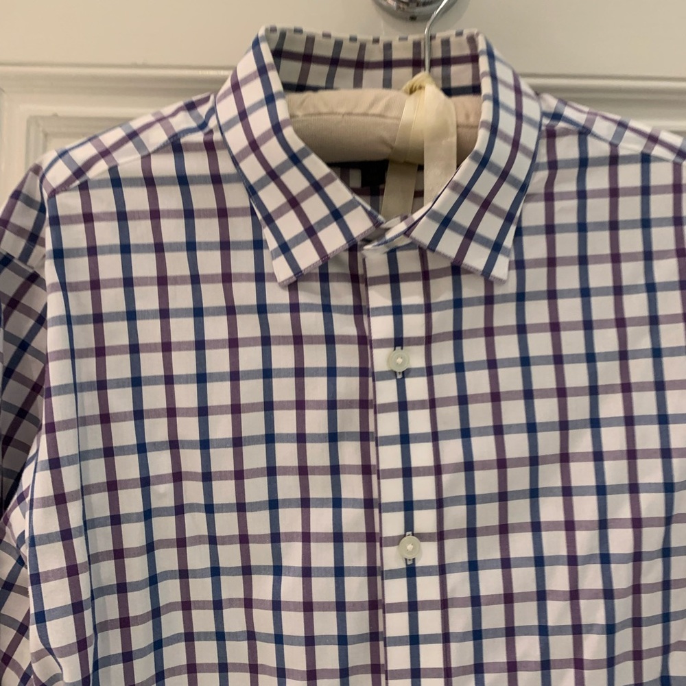 Banana Republic Men’s Plaid Long Sleeve Shirt - Picture 2 of 3